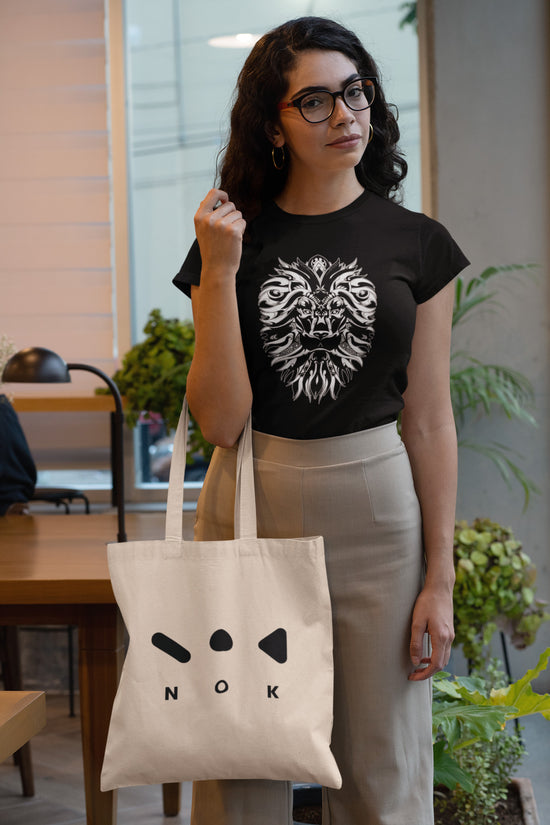 Lady wearing the Lion Face T-shirt